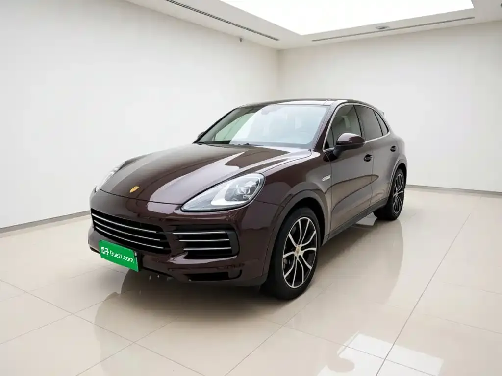 Porsche Cayenne Hybrid — фото 1