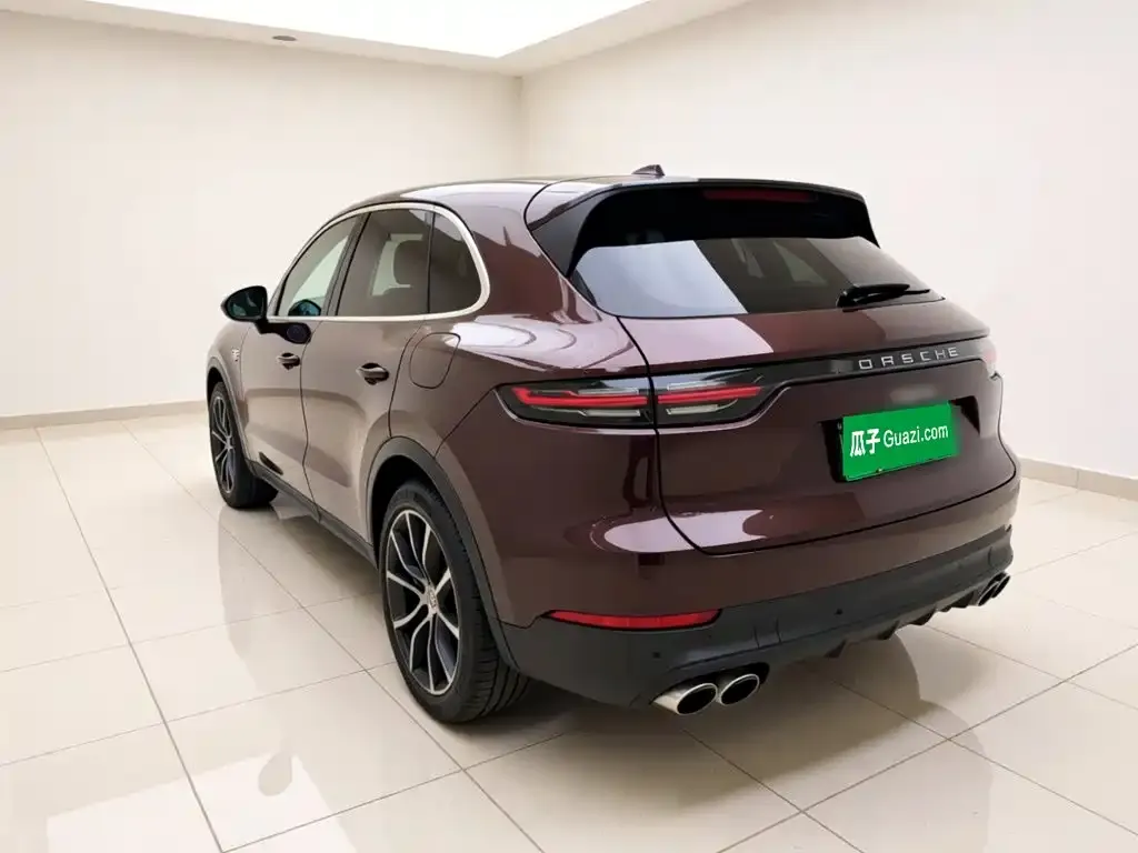 Porsche Cayenne Hybrid — фото 7