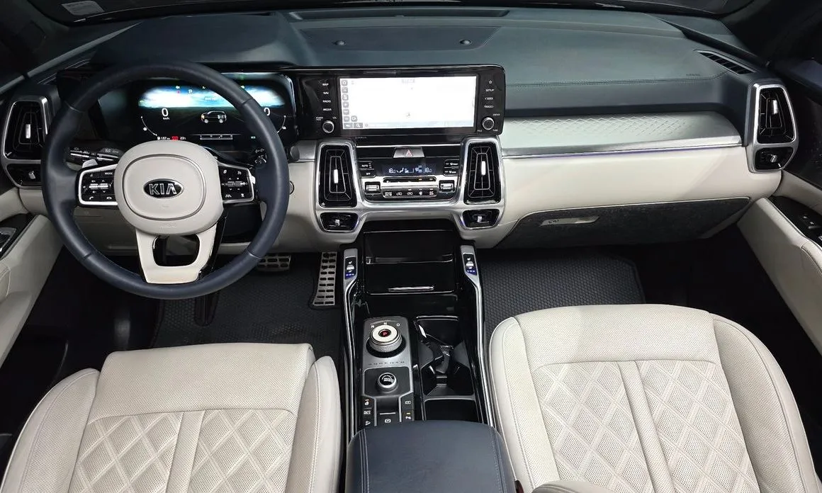 Kia Sorento — фото 9