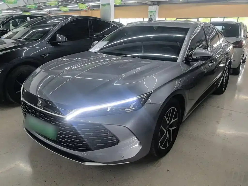 BYD Qin L — фото 1