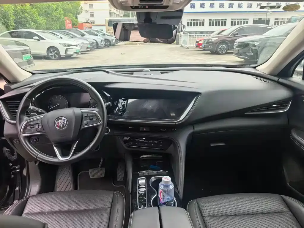 Buick Envision Plus — фото 9