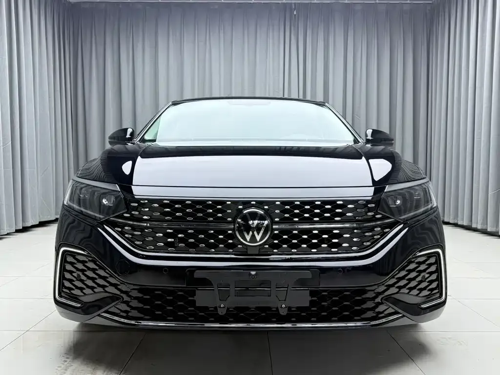 Volkswagen Passat — фото 5