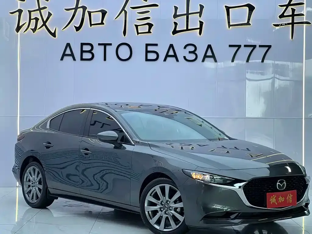 Mazda 3 Axela — фото 3