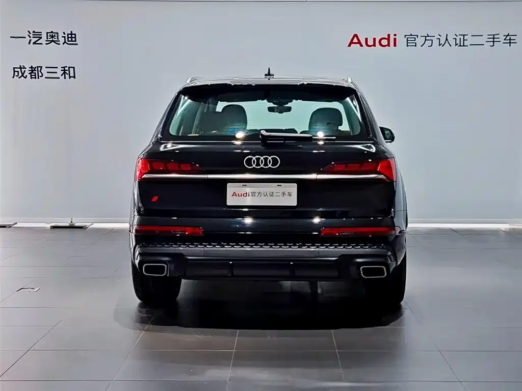 Audi Q7 — фото 2