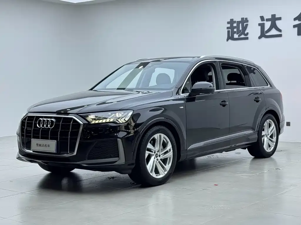 Audi Q7 — фото 3