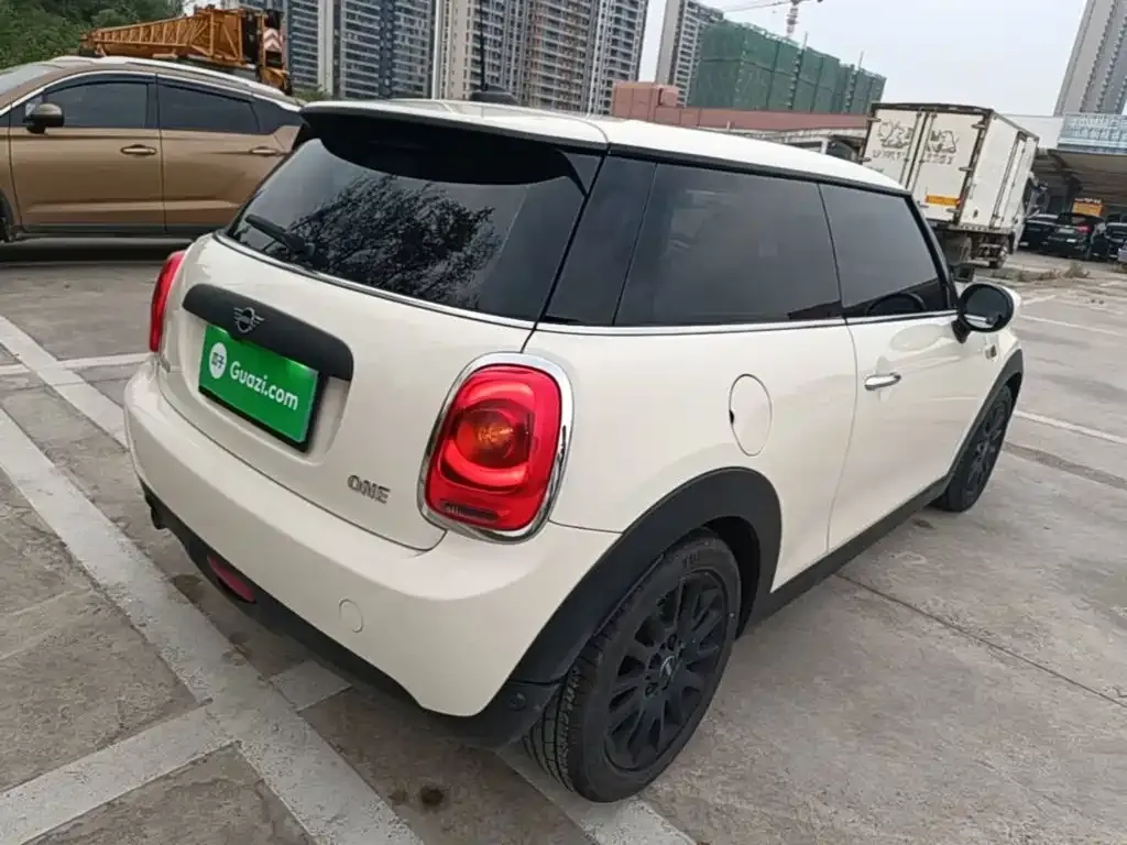 MINI Cooper (3-door) — фото 10