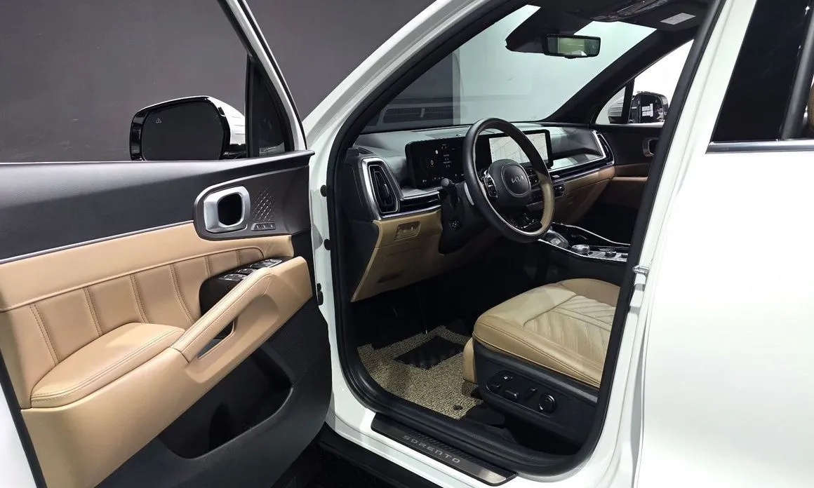 Kia Sorento — фото 8