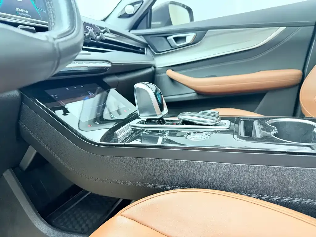 Chery Tiggo 8 PLUS — фото 10