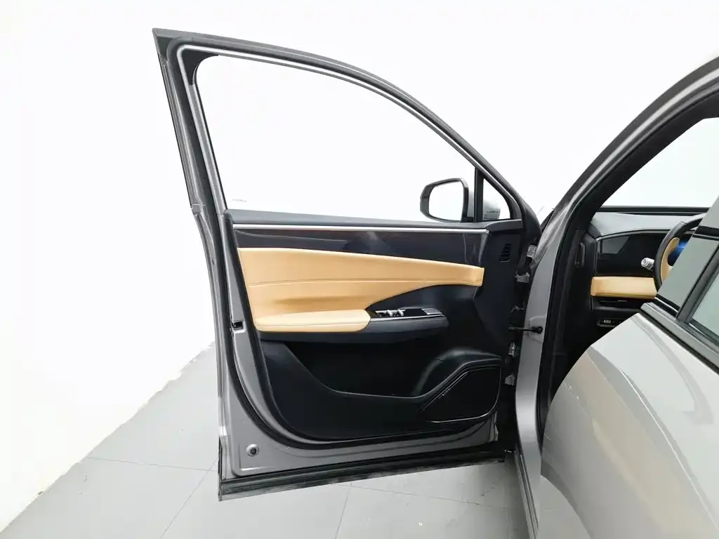 Geely Galaxy L7 — фото 2