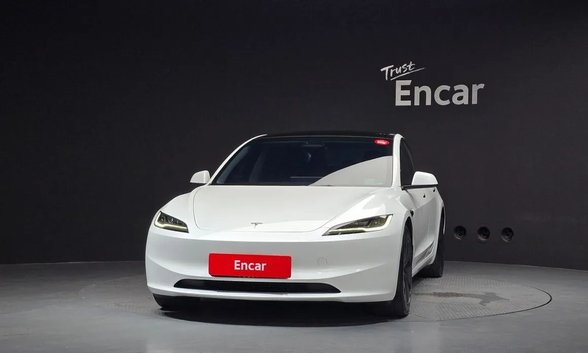 Tesla Model 3 — фото 6