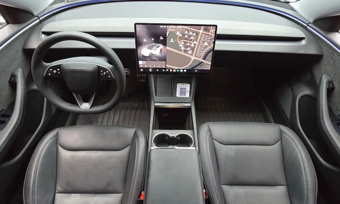 Tesla Model 3 — фото 8