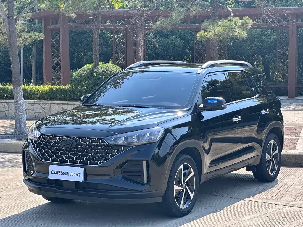 Hyundai ix35 — фото 1