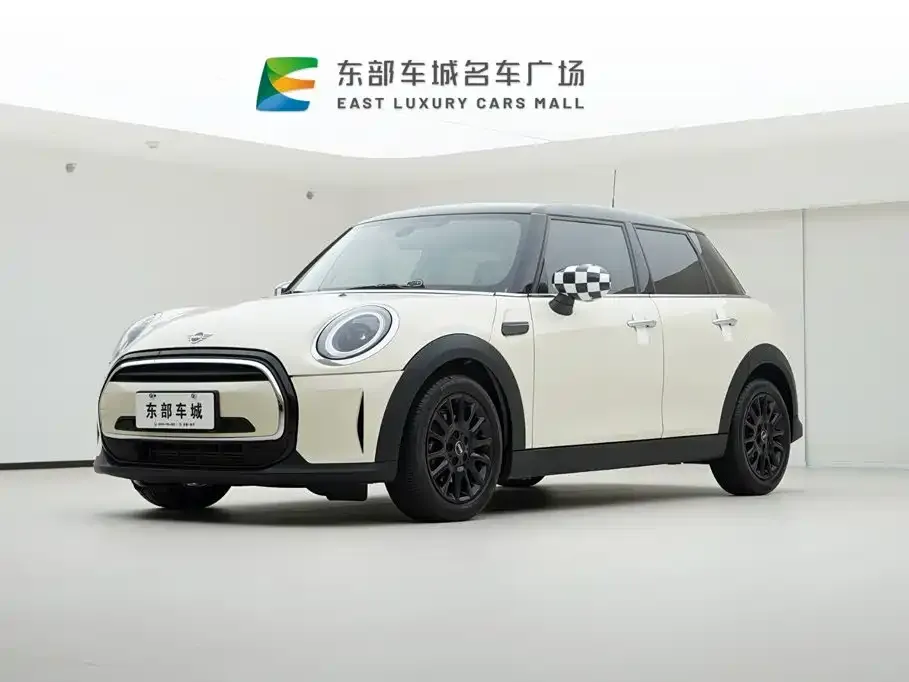 MINI Cooper (3-door) — фото 1