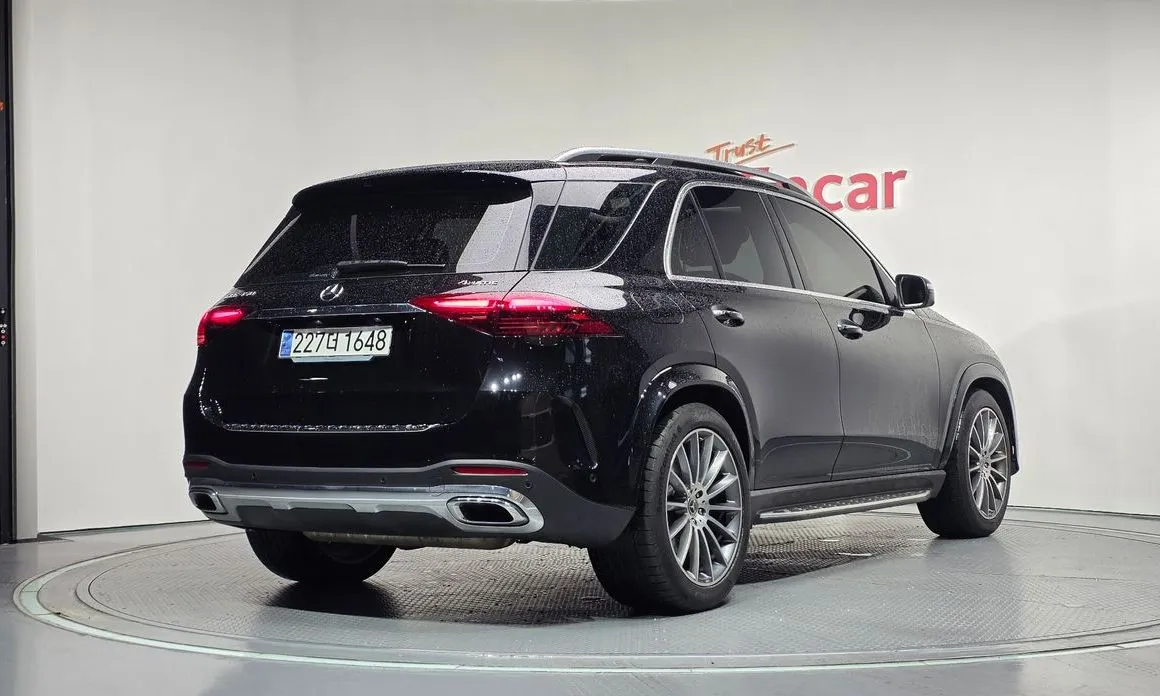 Mercedes-Benz GLE-Class — фото 6