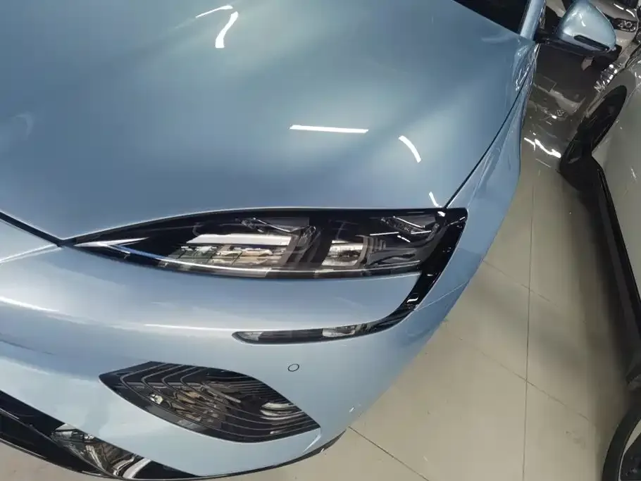 BYD Seal — фото 10