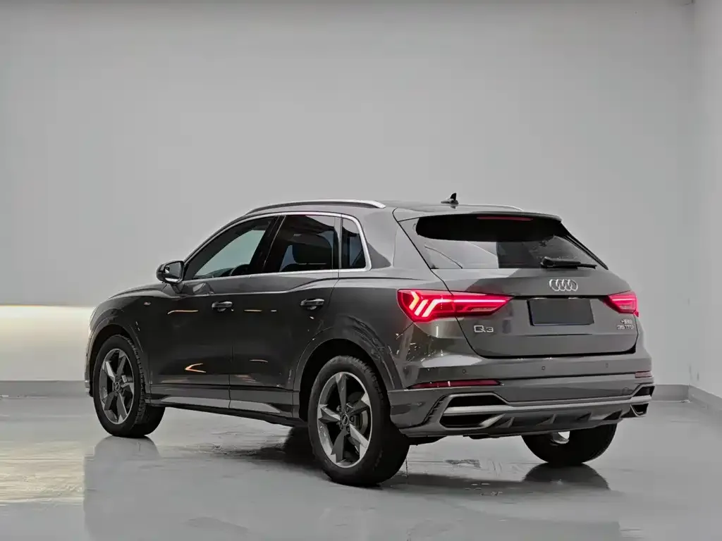 Audi Q3 — фото 3