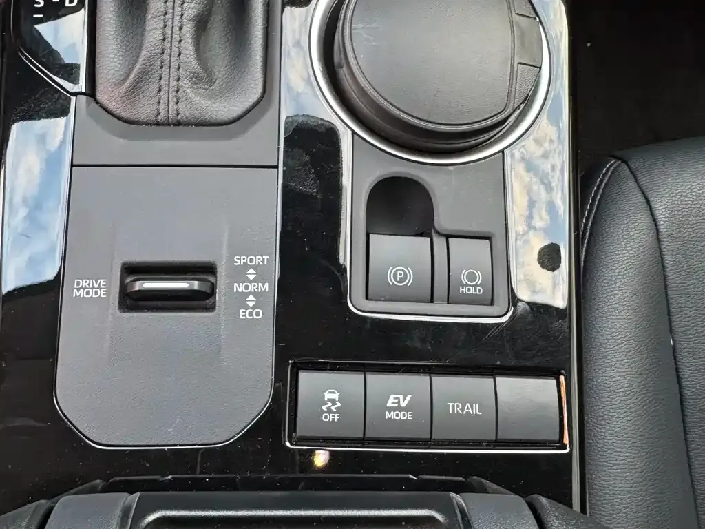 Toyota Highlander — фото 2