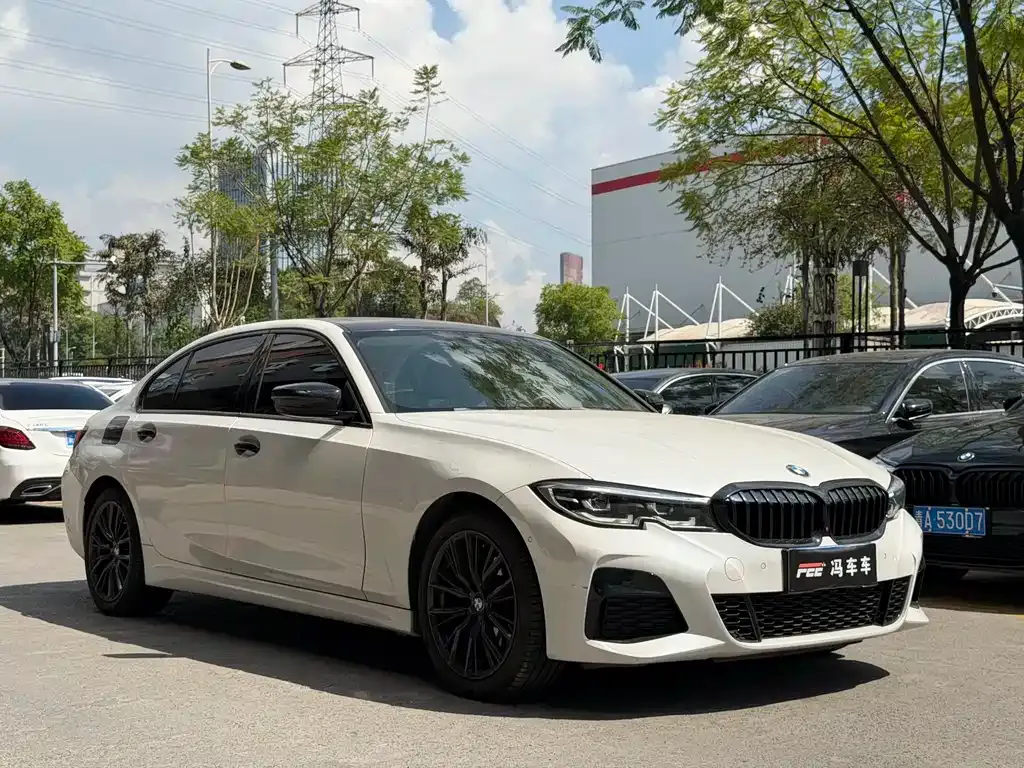 BMW 3 Series — фото 1