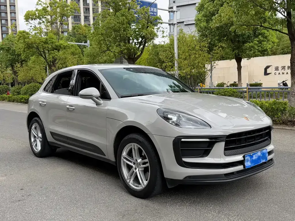 Porsche Macan — фото 10