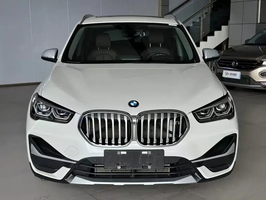 BMW X1 — фото 3