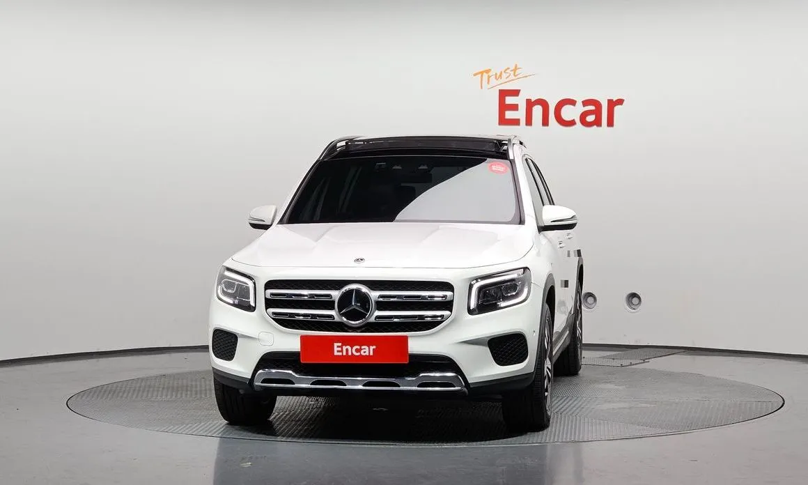 Mercedes-Benz GLB-Class — фото 9