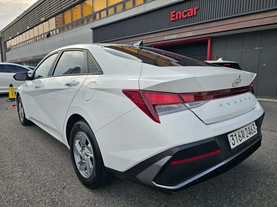 Hyundai AVANTE — фото 6