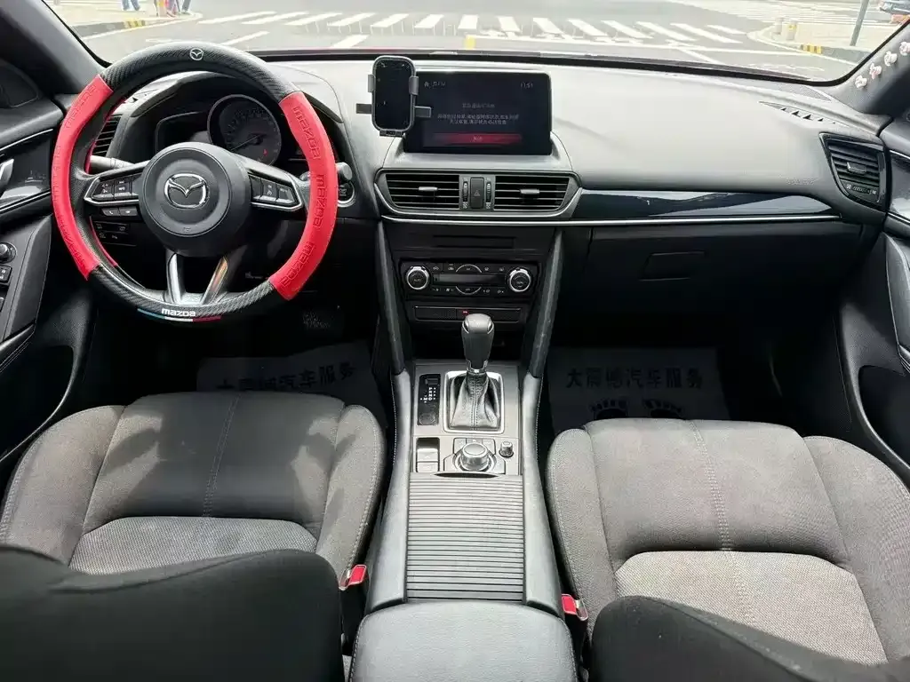 Mazda CX-4 — фото 4