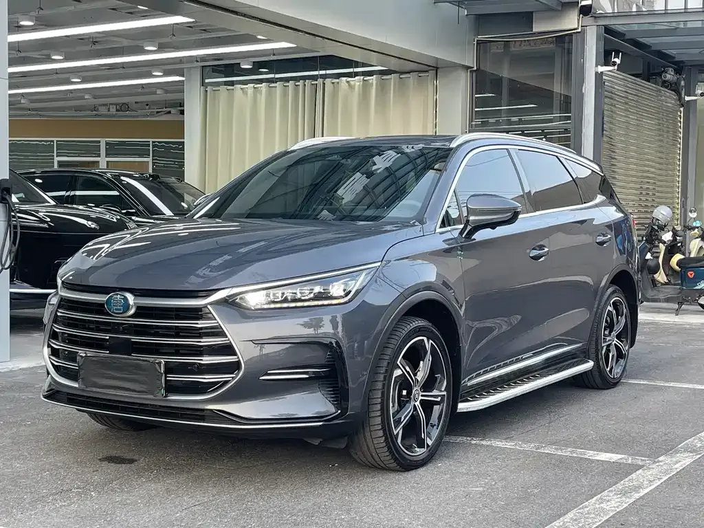 BYD Tang New Energy — фото 1