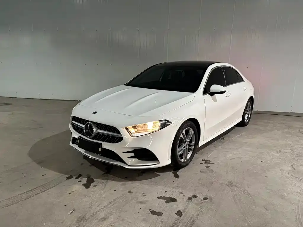 Mercedes-Benz A-Class — фото 1