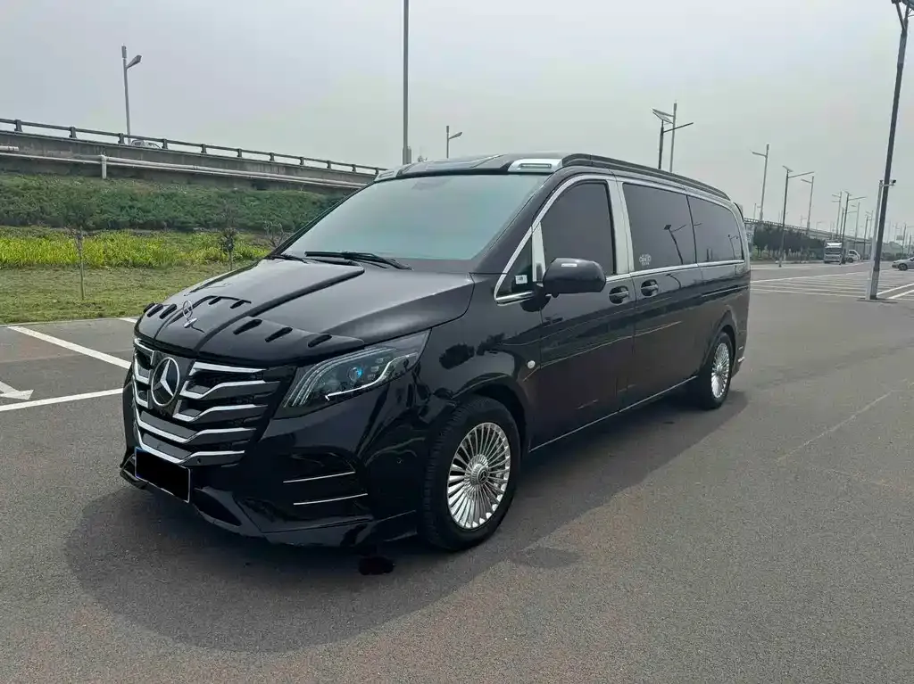 Mercedes-Benz Vito — фото 1