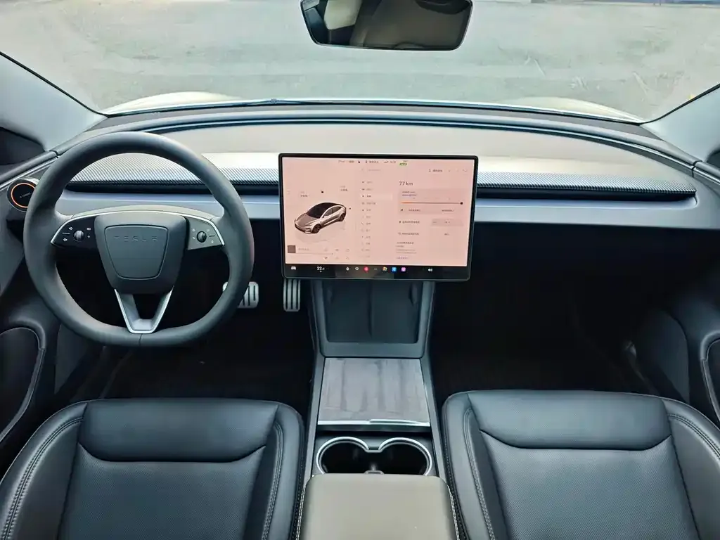 Tesla Model 3 — фото 4
