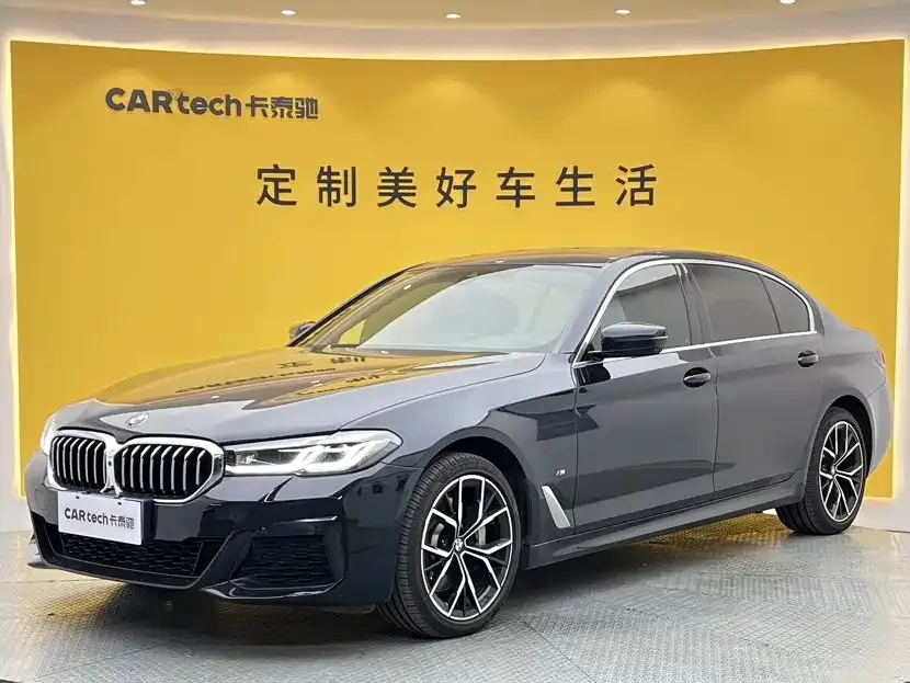 BMW 5 Series — фото 1