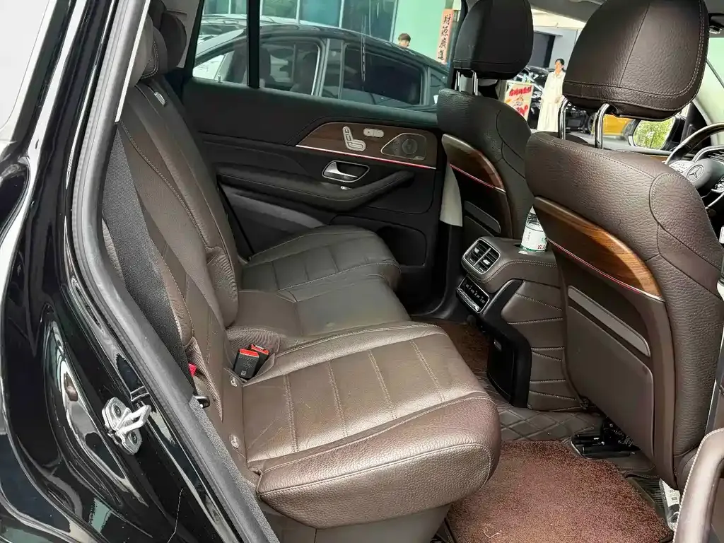 Mercedes-Benz GLS — фото 5