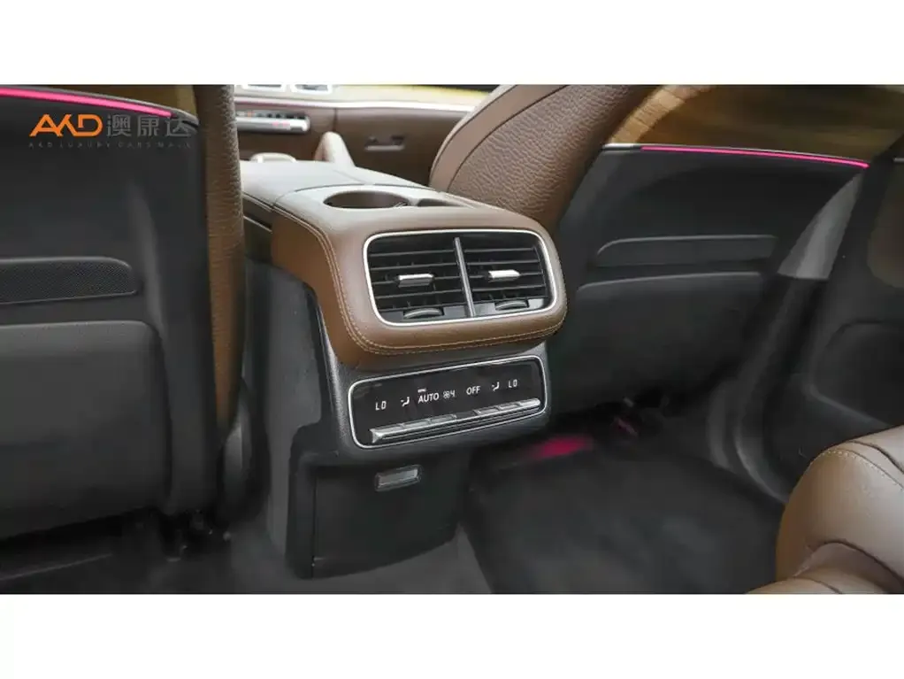 Mercedes-Benz GLS — фото 4