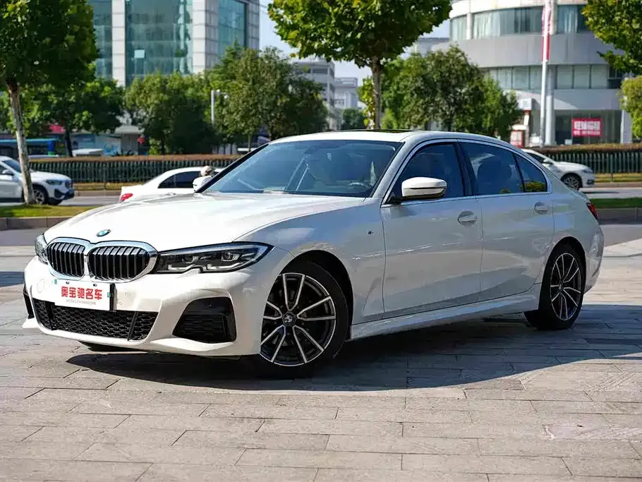 BMW 3 Series — фото 1