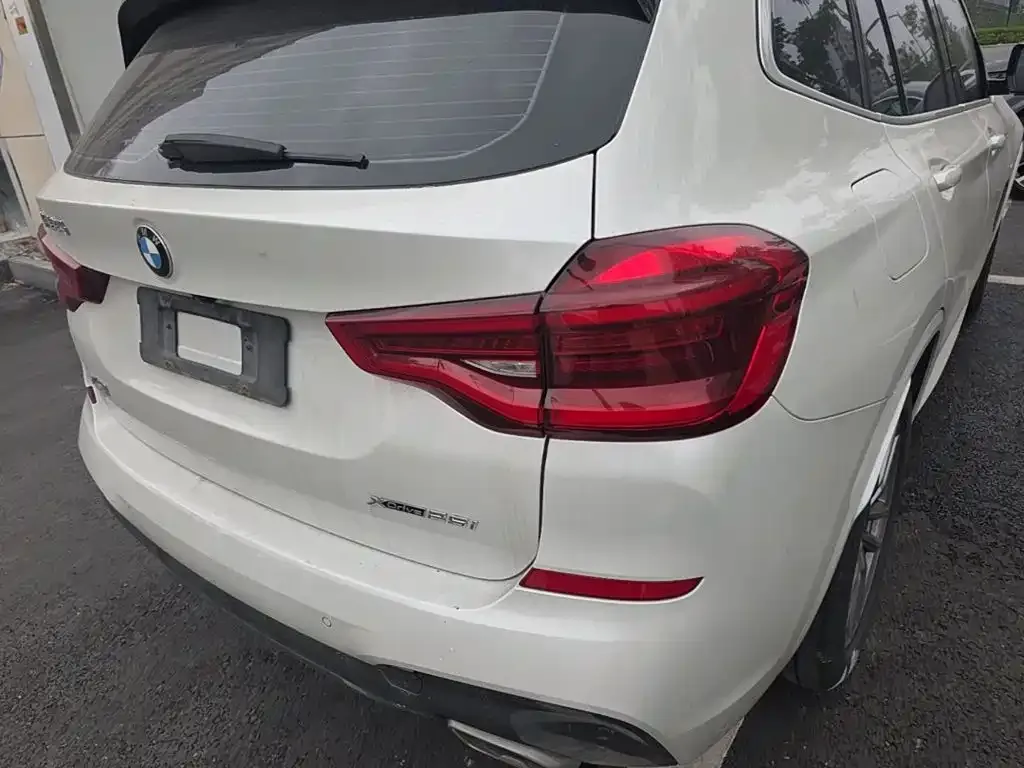 BMW X3 — фото 10