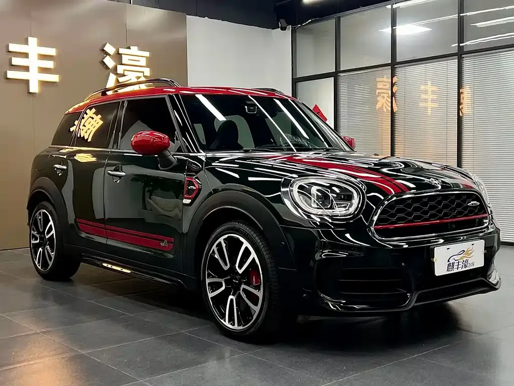 MINI Countryman JCW — фото 9
