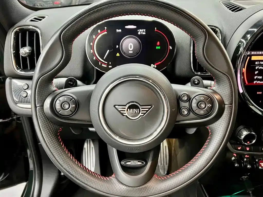 MINI Countryman JCW — фото 4