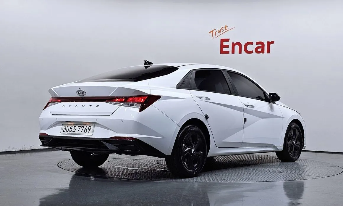 Hyundai AVANTE — фото 6
