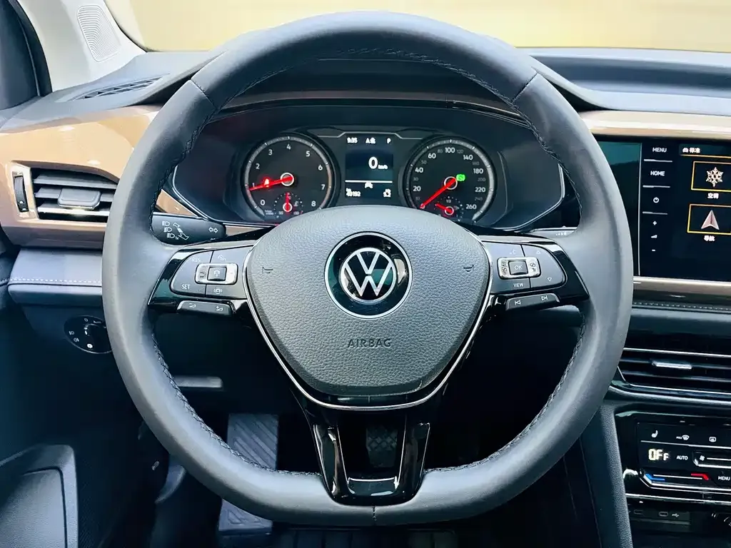 Volkswagen Tharu — фото 7
