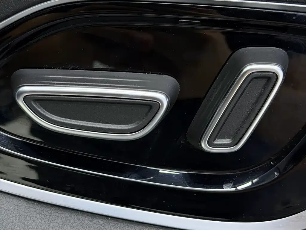 GAC Motor Trumpchi M6 — фото 4