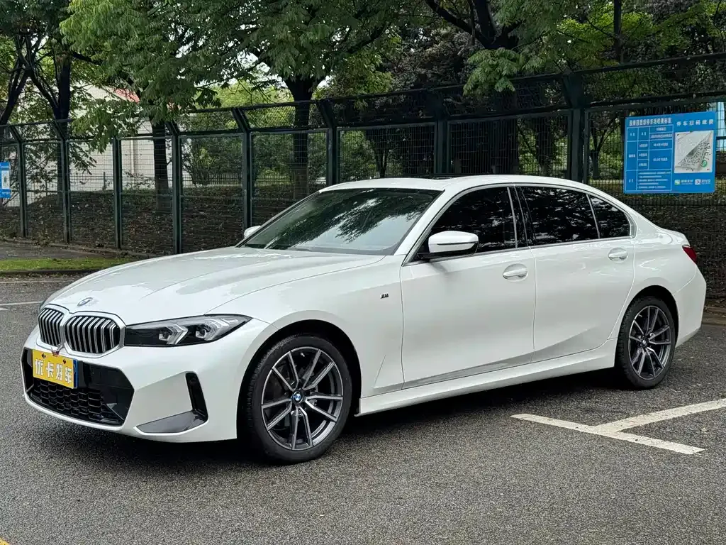 BMW 3 Series — фото 1