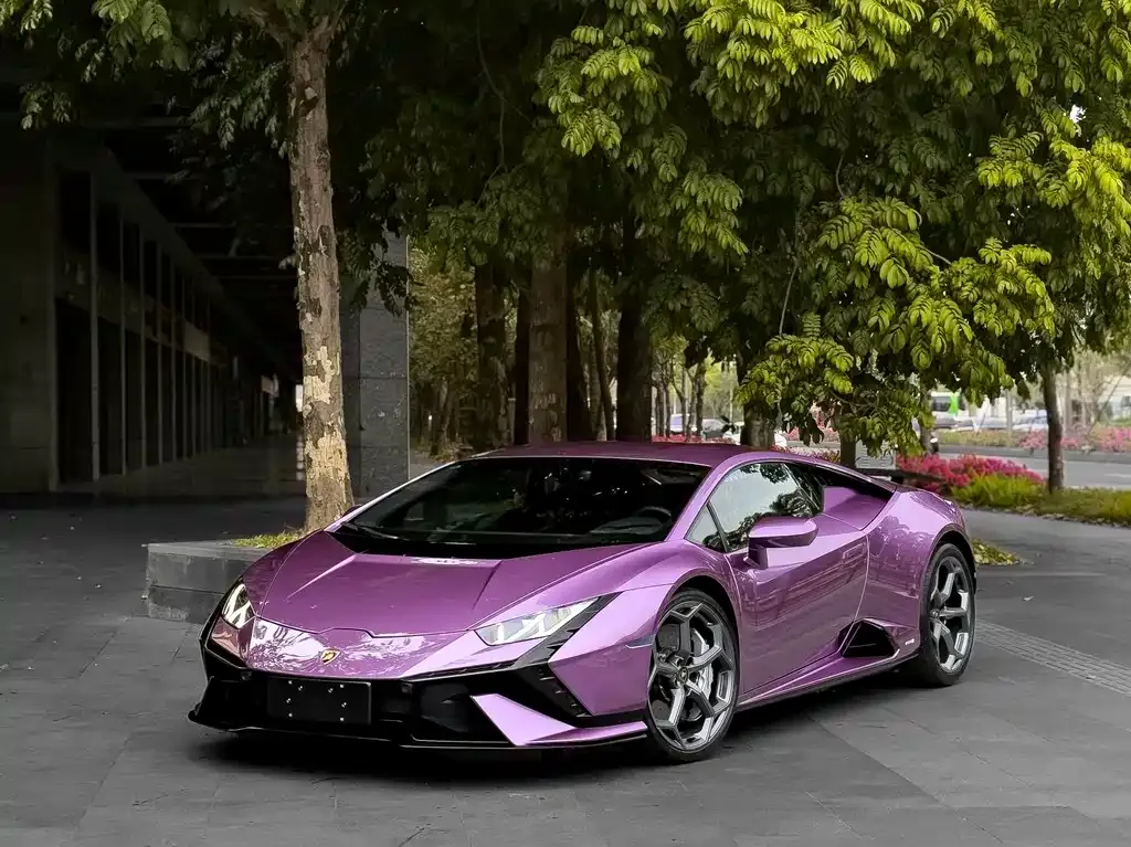 Lamborghini Huracan — фото 1