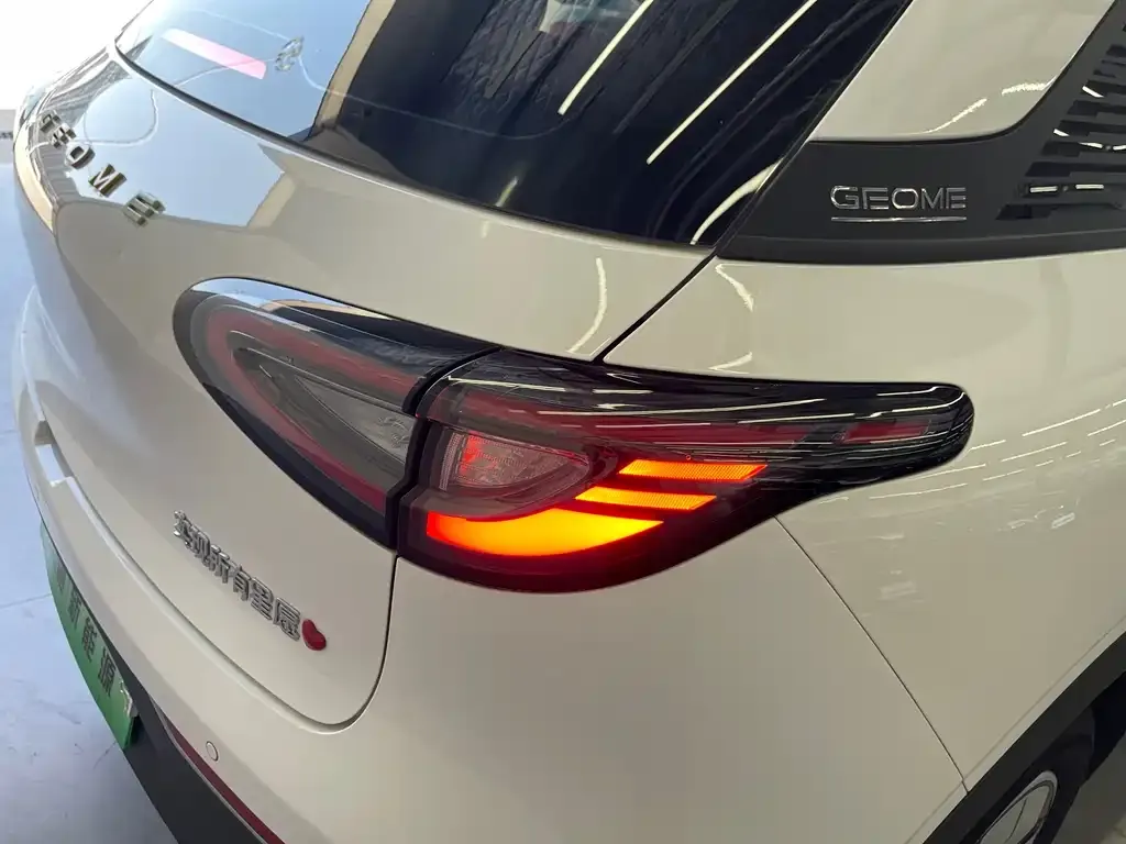 Geely Starburst — фото 6