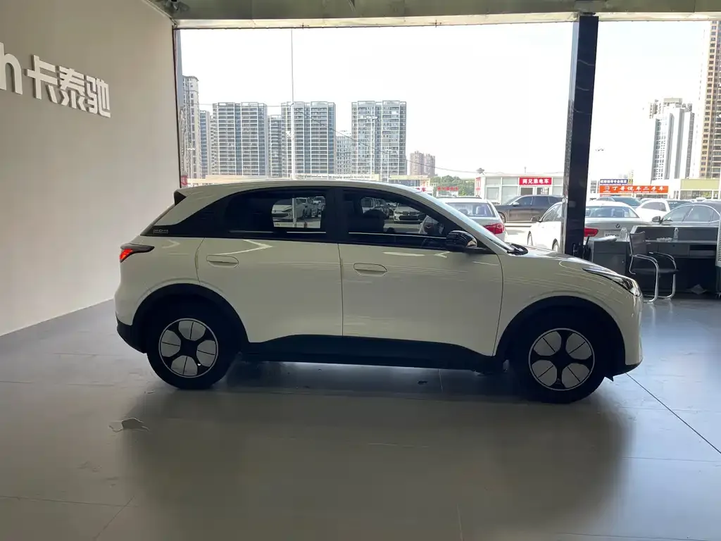 Geely Starburst — фото 8