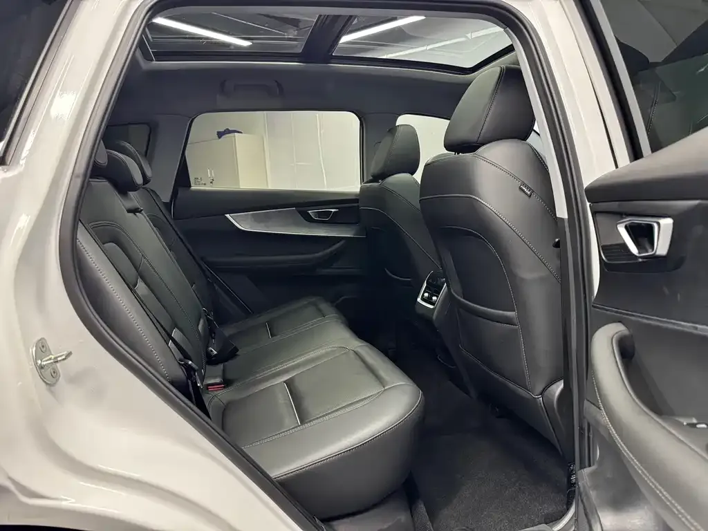 Chery Tiggo 7 PLUS — фото 9