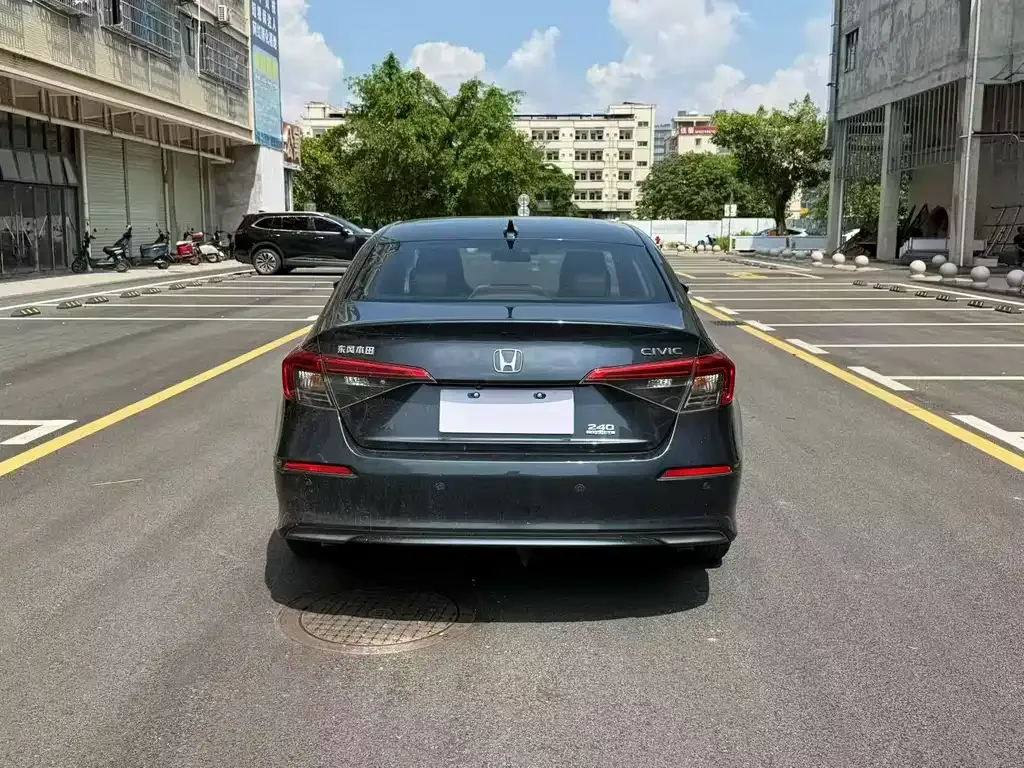 Honda Civic — фото 4