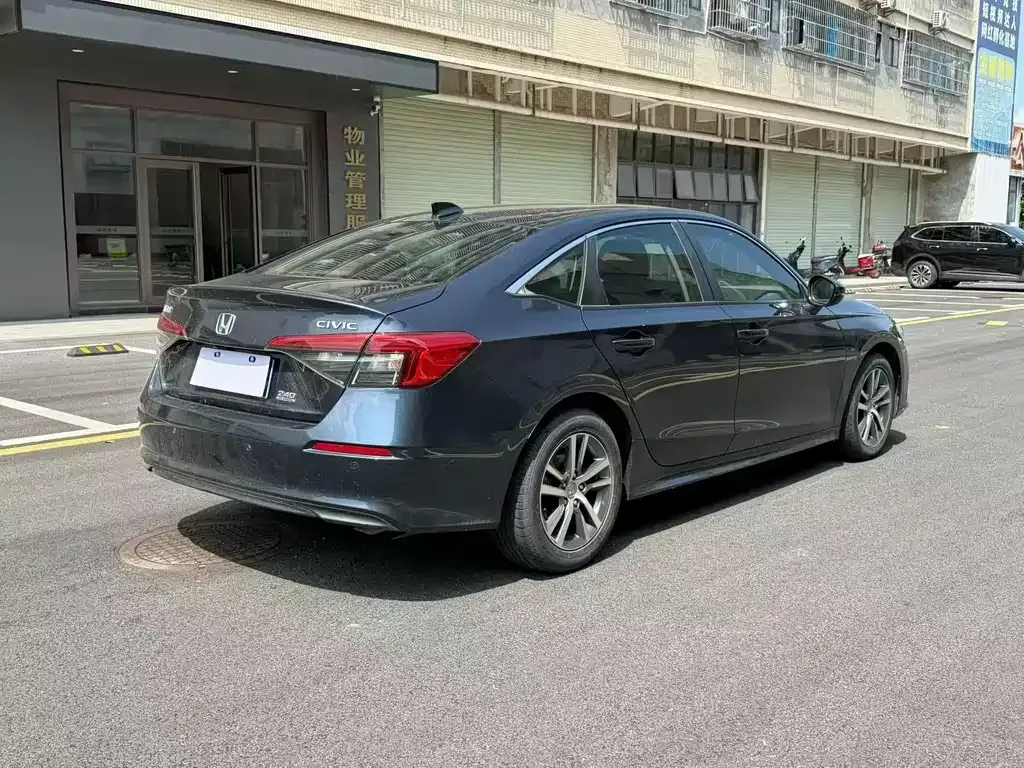 Honda Civic — фото 5