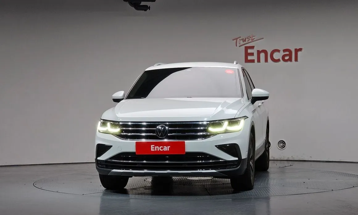 Volkswagen Tiguan — фото 10