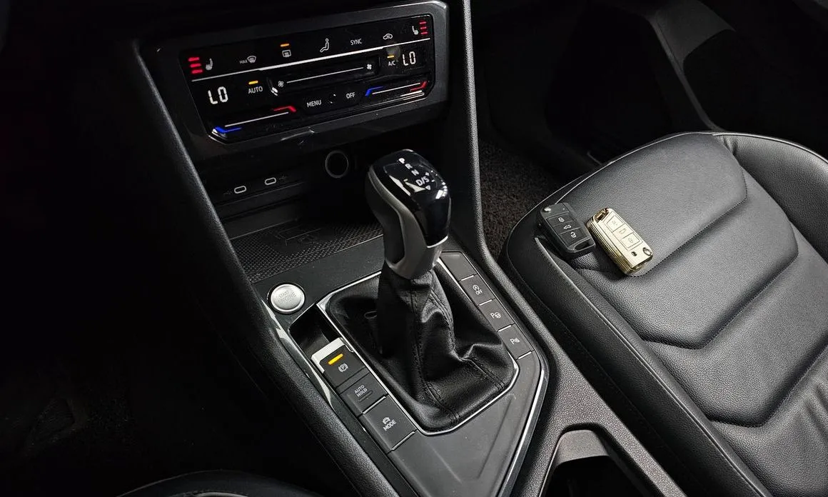 Volkswagen Tiguan — фото 4